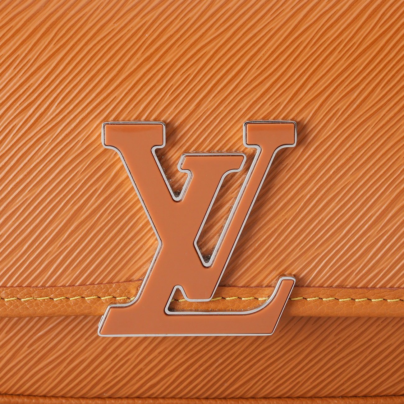 LOUIS VUITTON(USED)루이비통 에삐 부시 골드미엘